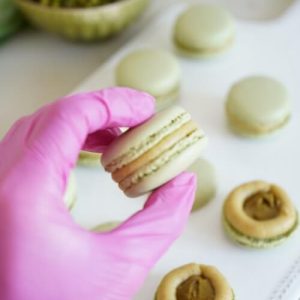 Macaron pistacho y praliné
